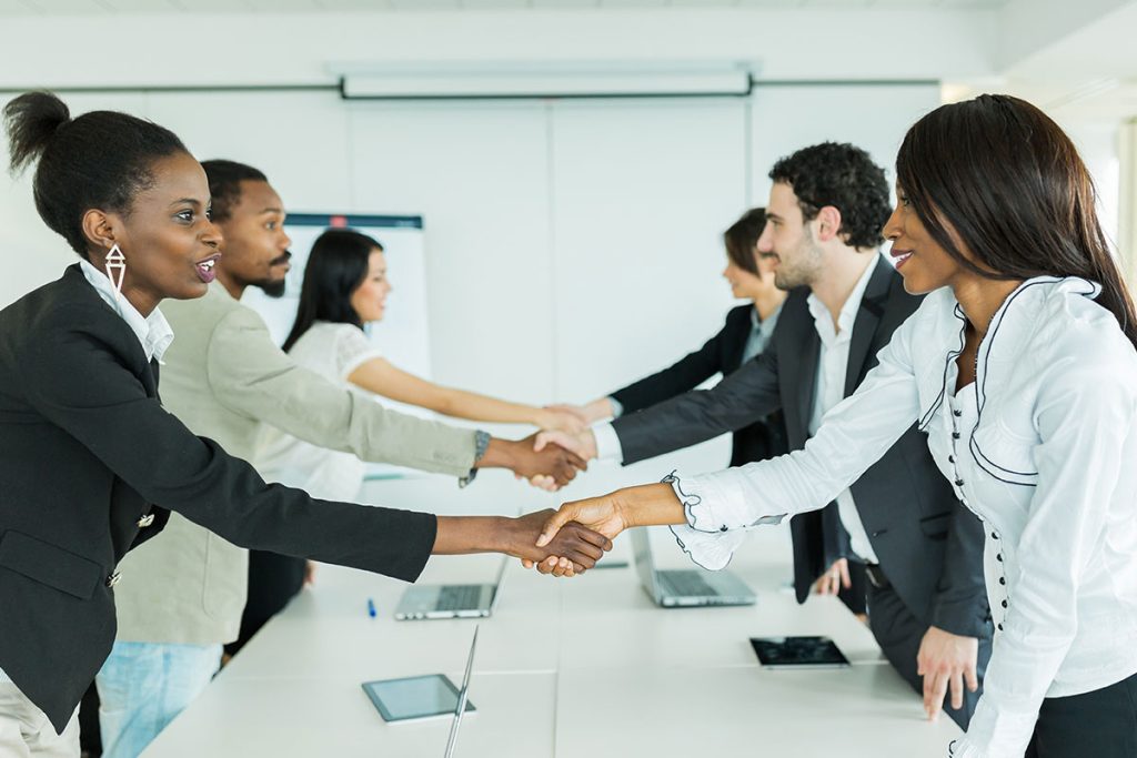 انواع سودآور شگفت انگیز از برنامه های شرکتی